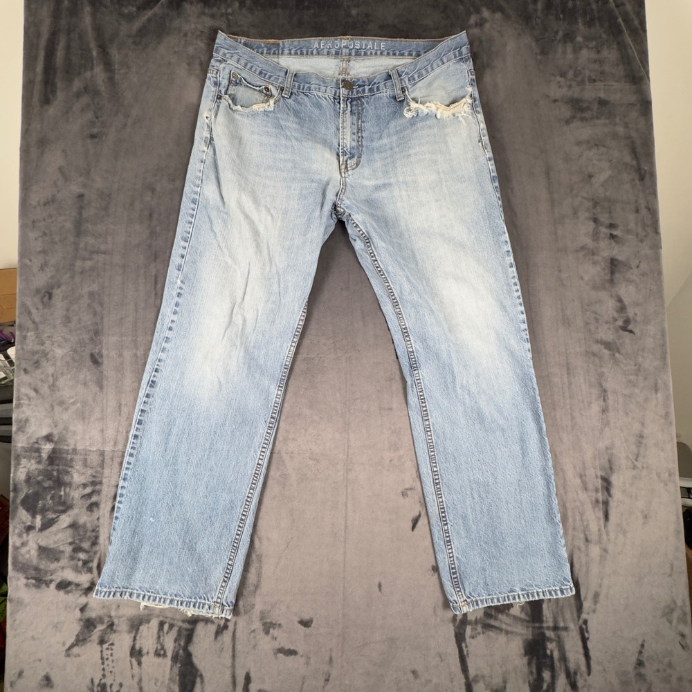 Aeropostale Essex Straight Leg Jeans Mens 38x32 Light Wash Distressed Blue